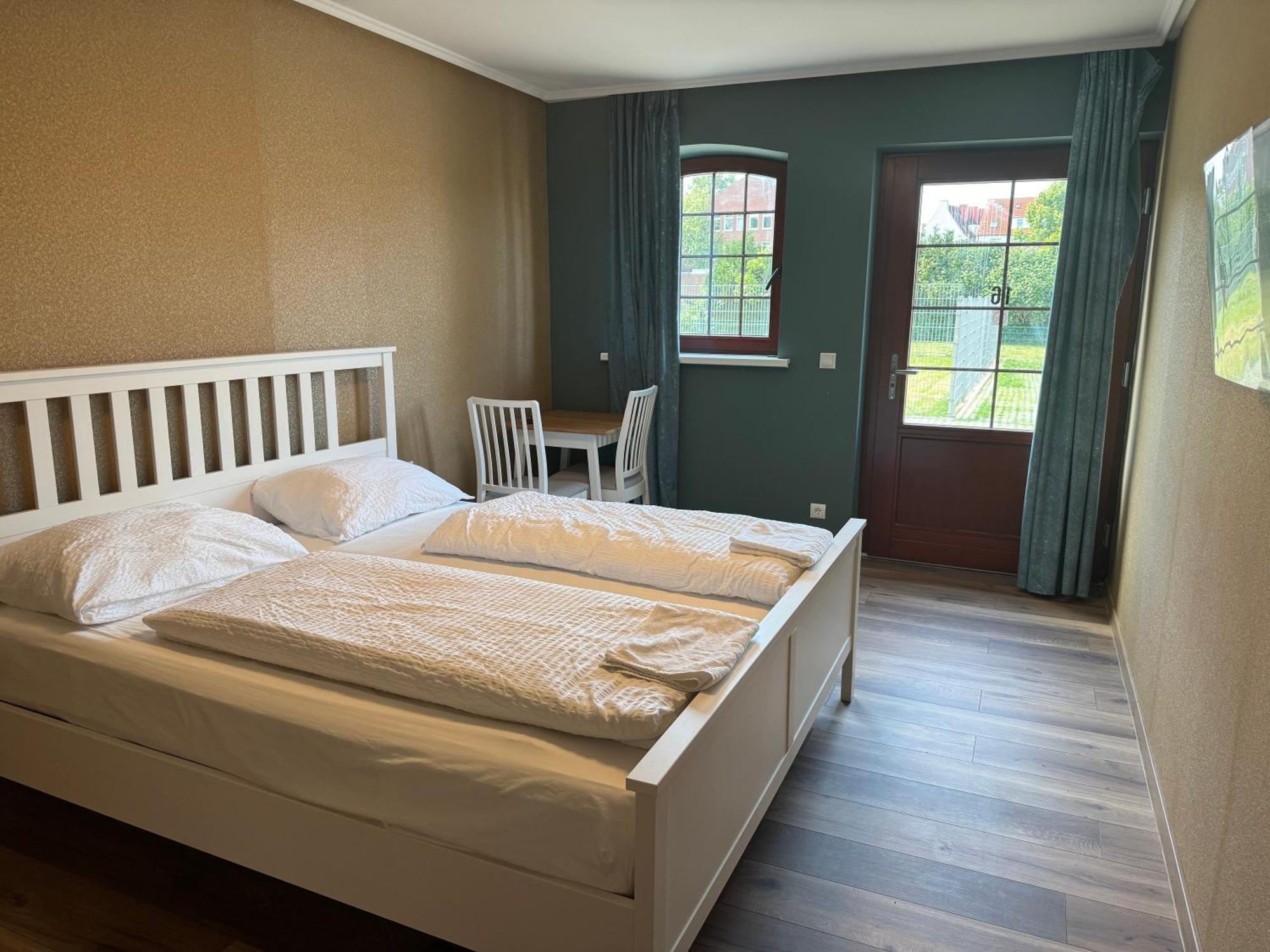Pension Amedy Lubeck Exterior photo